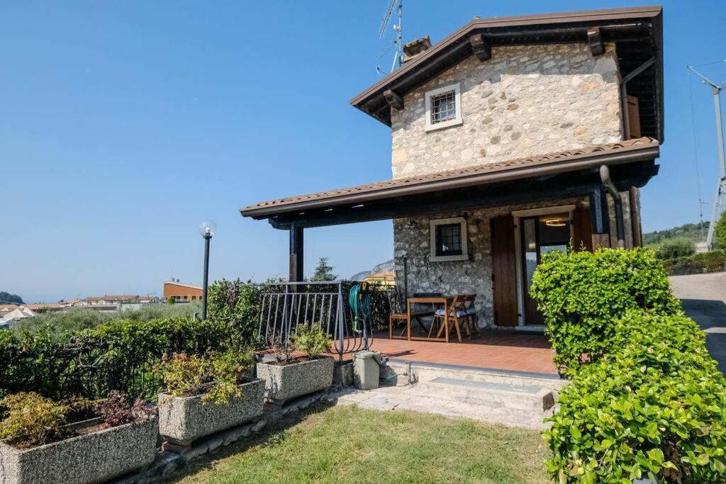 Вилла Casa Delle Ochette Костермано Экстерьер фото